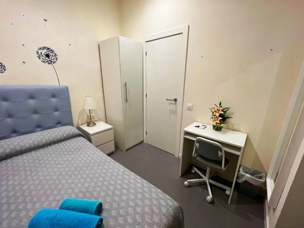 Bed & Breakfast Rooms Balmes Barcelona