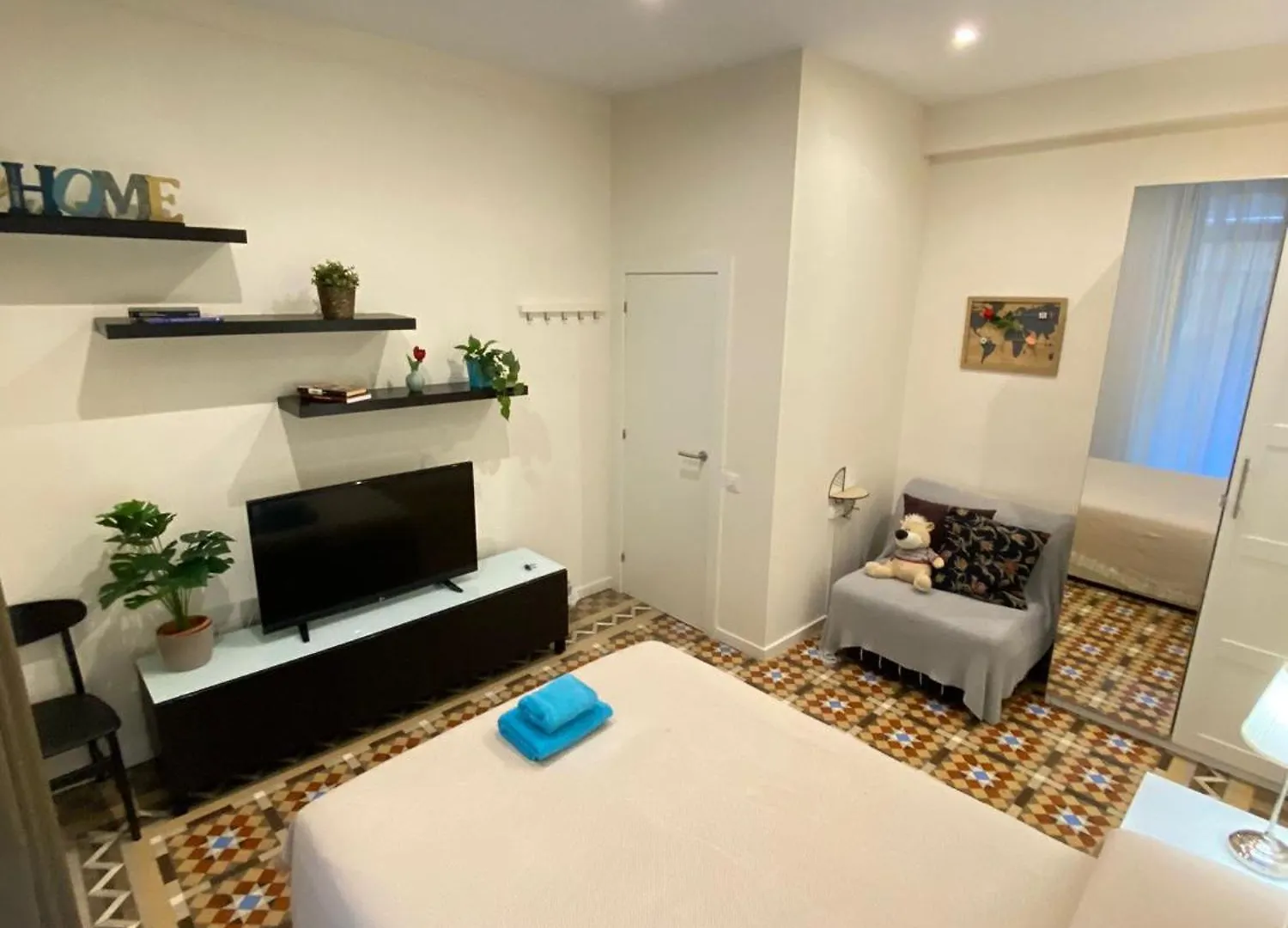 Bed & Breakfast Rooms Balmes Barcelona