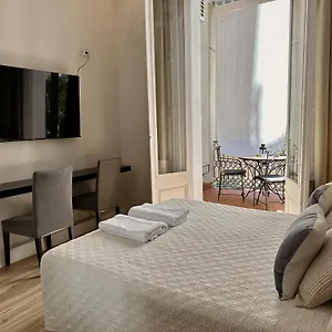 Guest house Casa Consell Gran Via,, Barcelona